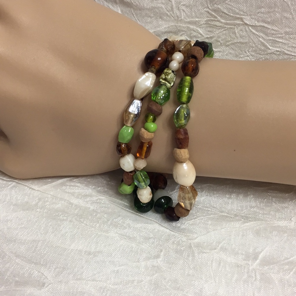 Multi Colored Bracelet in Green/Neutral Tones